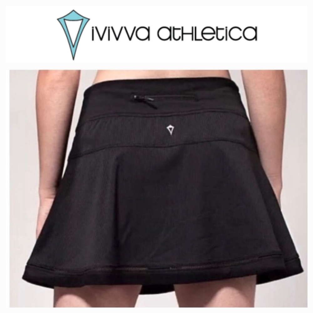 IVIVVA GIRL BY LULULEMON SIZE 7